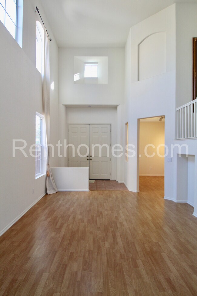 Building Photo - 12680 Senda Panacea