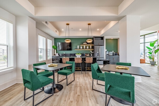 Tenant Lounge - The District at Deerfield Residences