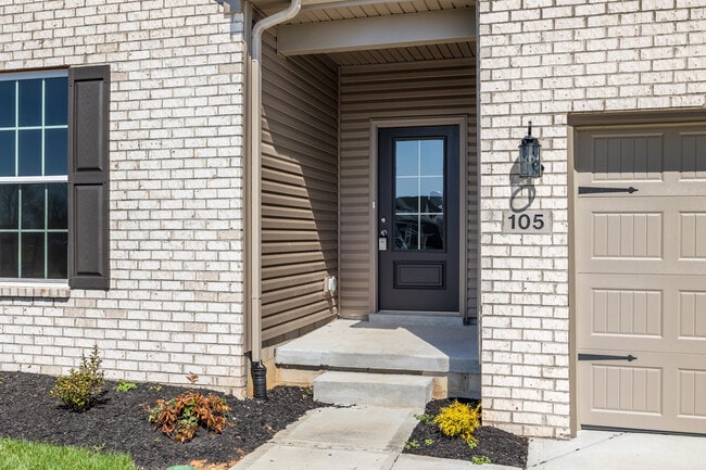 Photo - 500 Bellerive Blvd House