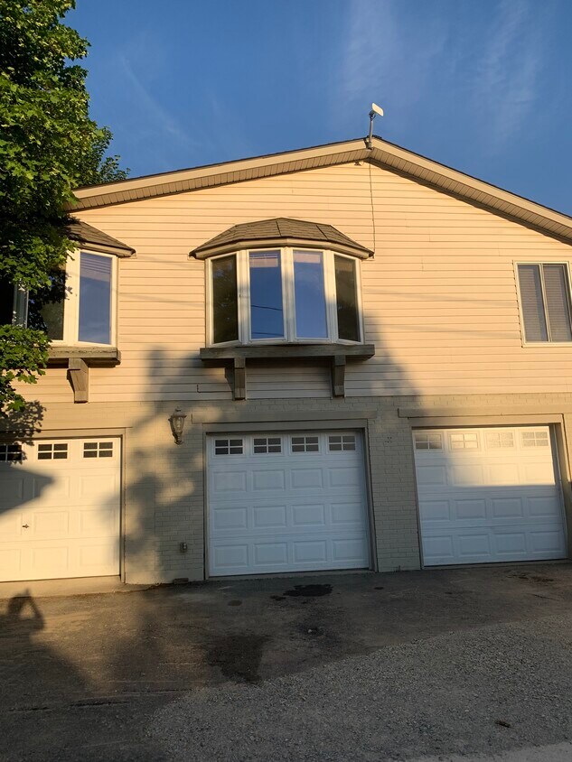 Primary Photo - 403 Chestnut St