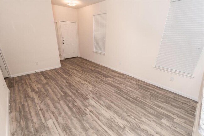 Foto del edificio - 3818 Lexington Grove Ct