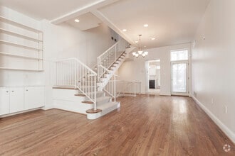 Building Photo - 326 Hailman St