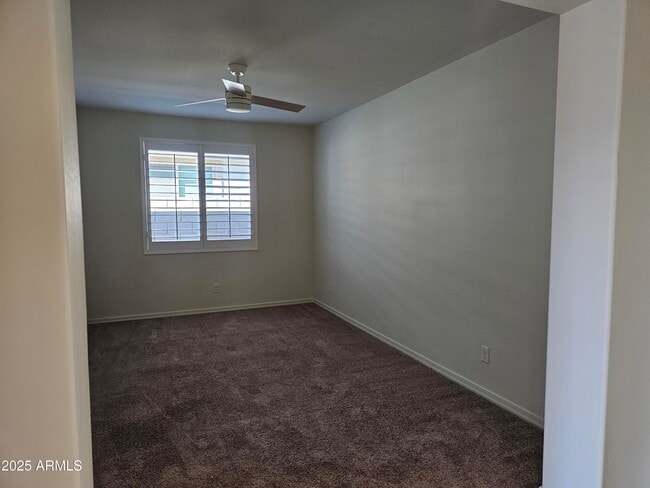 Building Photo - 8622 W Rancho Dr