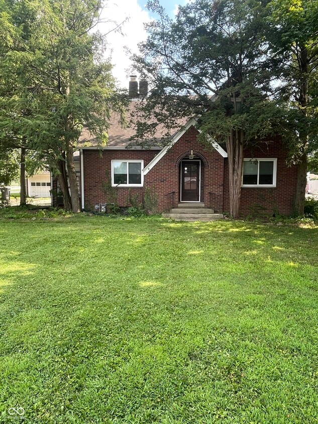 Primary Photo - 429 E Edgewood Ave