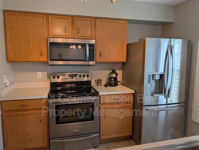 Foto del edificio - 4116 Gradstone Pl