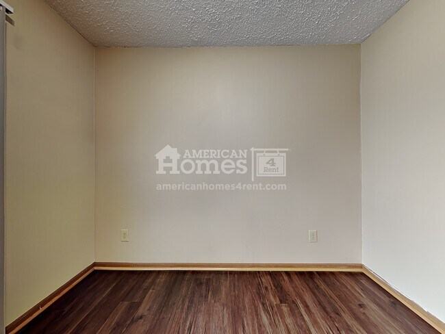 Foto del edificio - 3347 W 54th Street