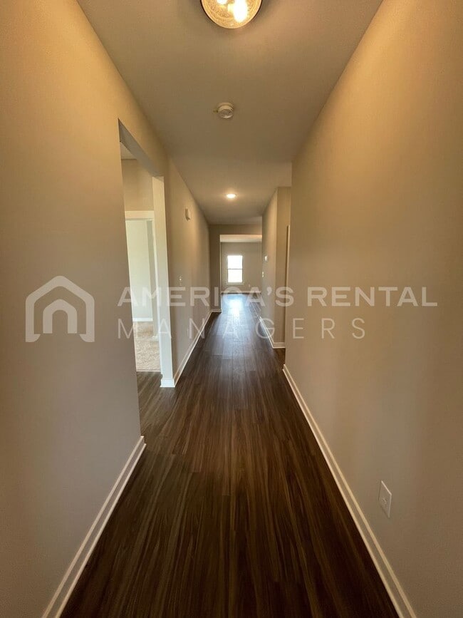 Building Photo - New Construction Home for Rent in New Mark...