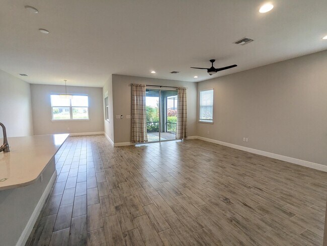 Foto del edificio - 5834 Long Shore Loop