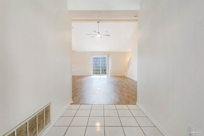 Foto del edificio - 873 Brande Ct