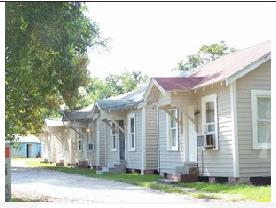 Primary Photo - 210 College St