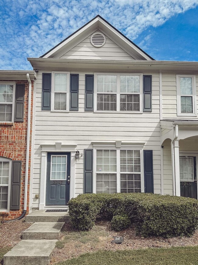 Building Photo - 3247 Hidden Cove Cir NW
