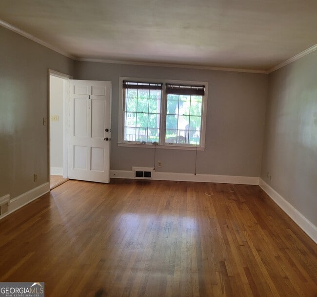 Building Photo - 1845 Monroe Dr NE