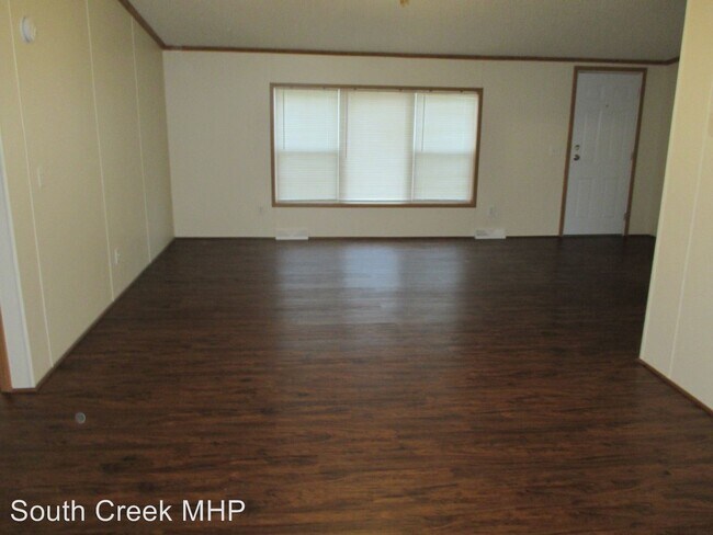 Building Photo - 9120 Vienna Dr