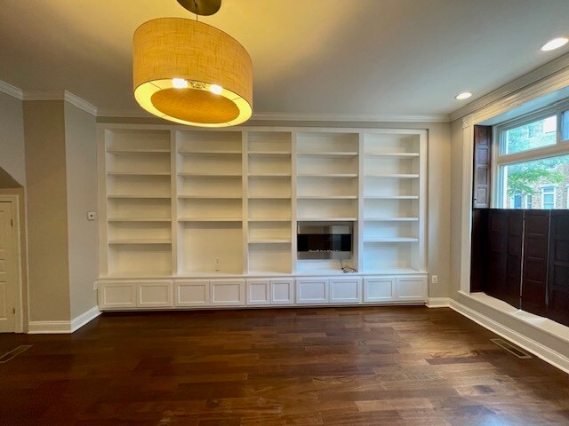 Building Photo - 314 E 22nd St