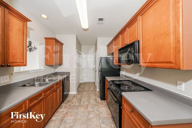 Building Photo - 2534 Joey Adkins Dr