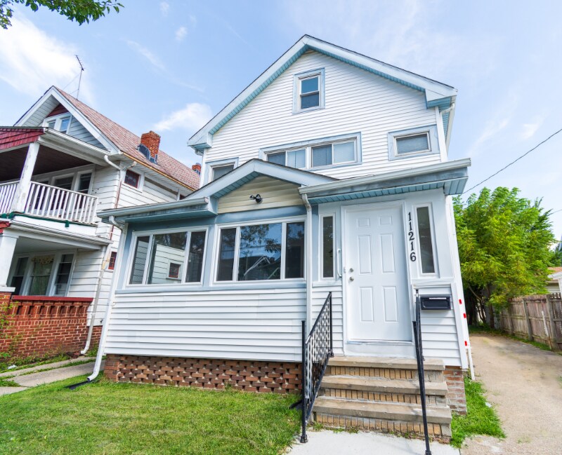 Primary Photo - 11216 Linnet Ave