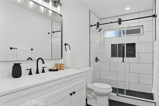 Foto del edificio - 4747 Pixie Ave