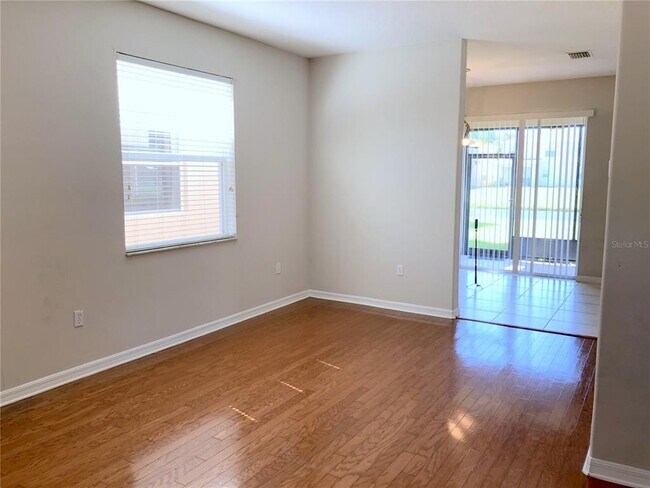 Building Photo - 8826 Royal Enclave Blvd