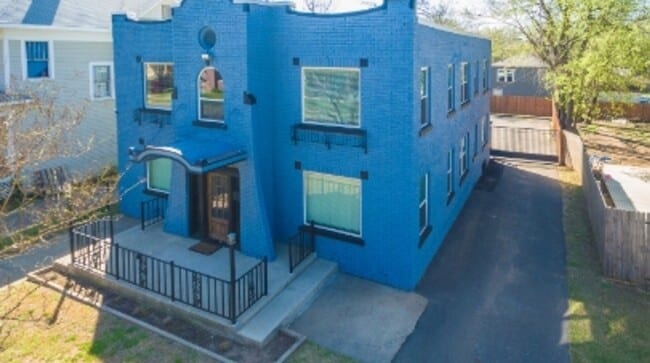 Photo - 1308 NW 16th St Apartment