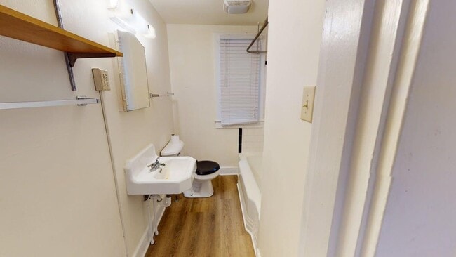 Building Photo - Crozet One Bedroom!