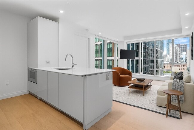 Foto del edificio - 135 Seaport Blvd