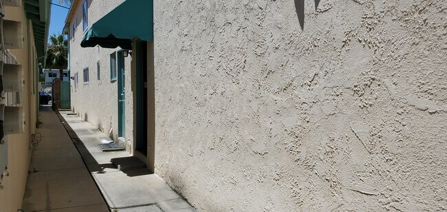 Foto del edificio - 136 13th St