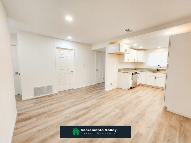 Foto del edificio - 7692 Rotherton Way