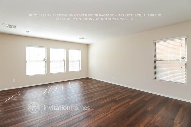 Foto del edificio - 7811 S 63rd Dr
