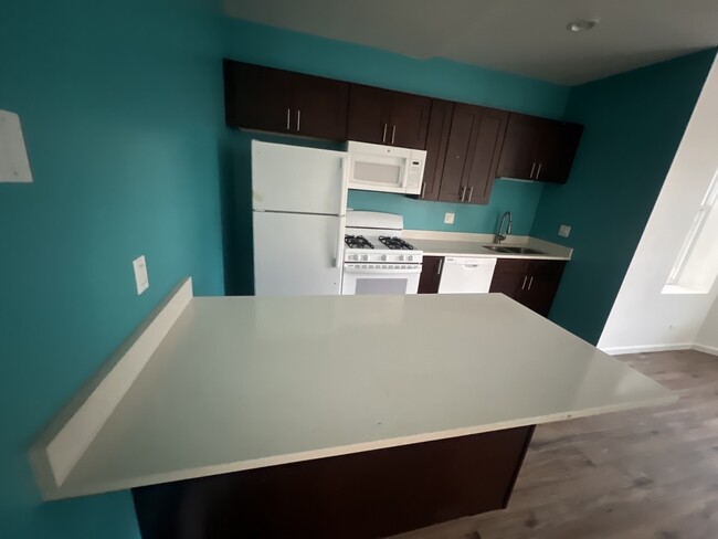 Foto del edificio - 5222 W Washington Blvd