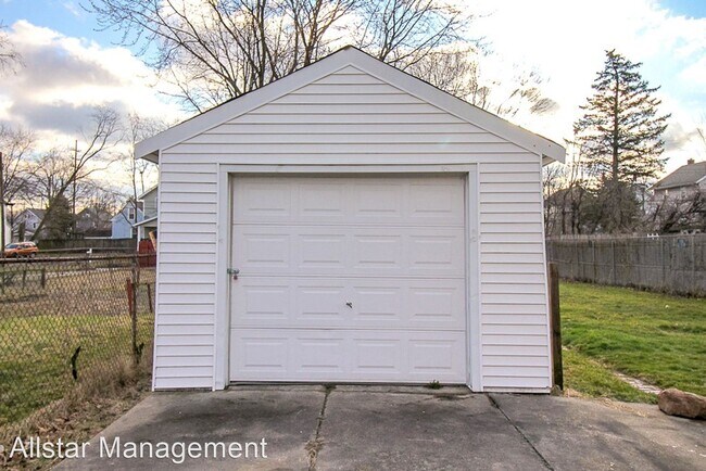 Building Photo - 2 br, 1.5 bath House - 867 Kling Street