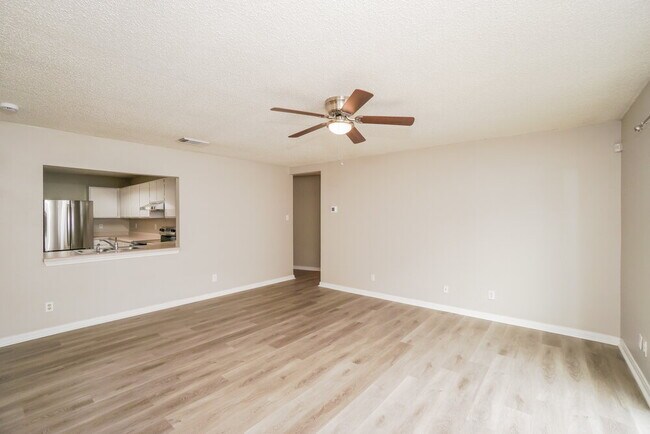 Building Photo - 8339 Morning Grove