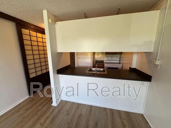 Photo - 98-450 Koauka Loop Apartment