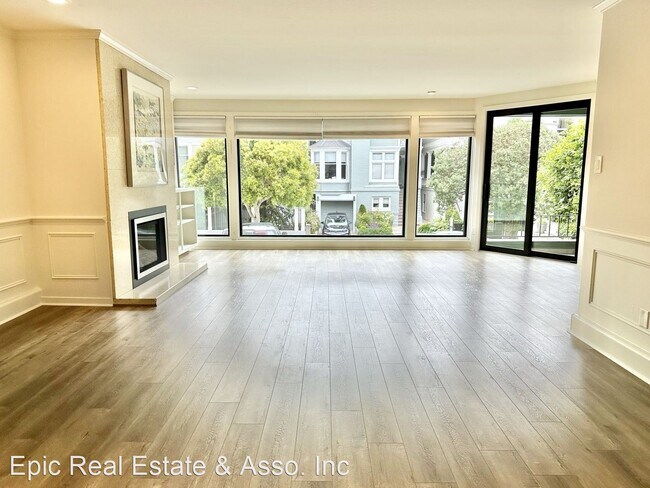 Foto del edificio - 1 br, 2 bath House - 2451 Buchanan Street