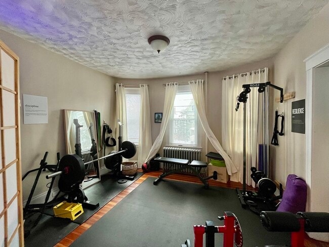 Building Photo - 95 Bow St