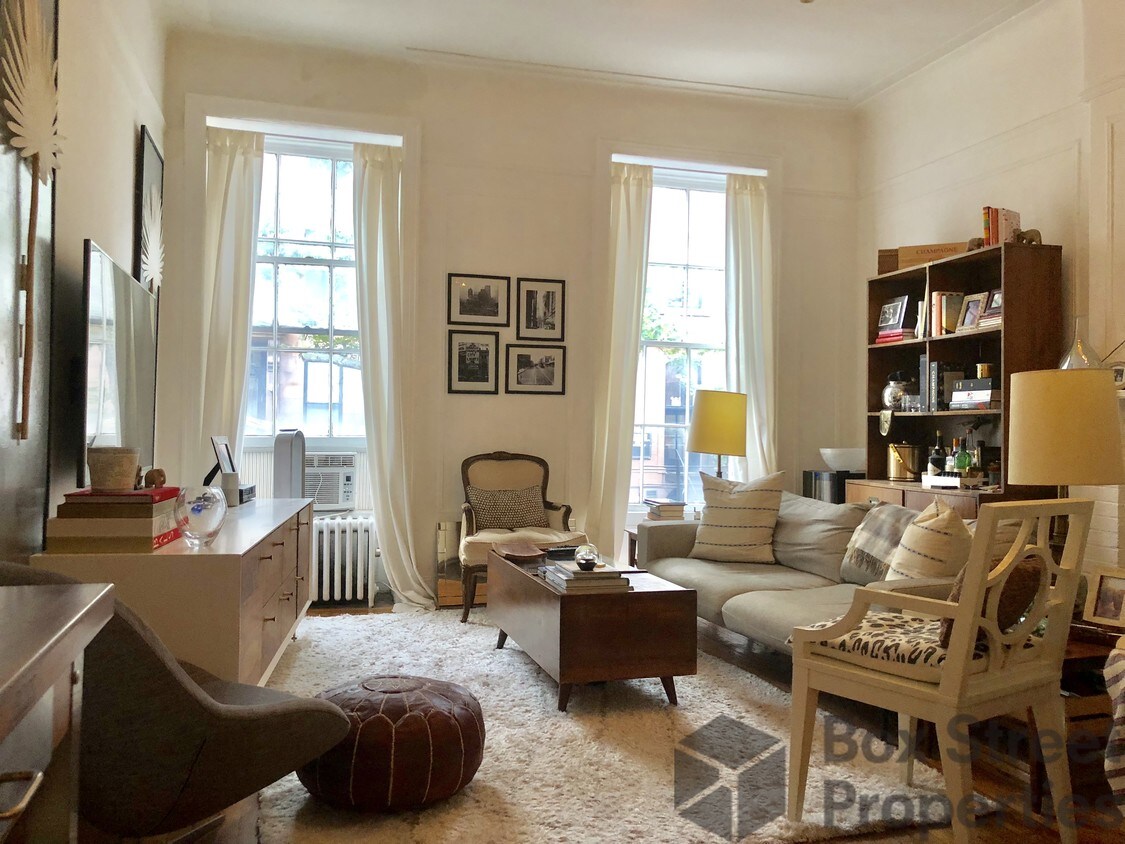 Foto principal - 120 Remsen St