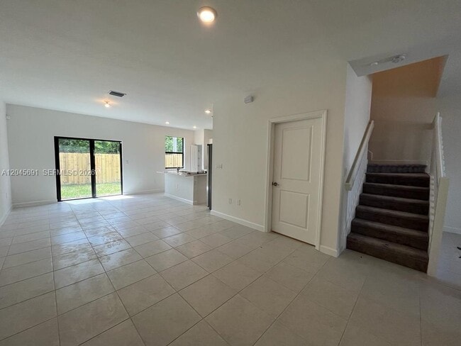 Photo - 24522 SW 119th Pl House
