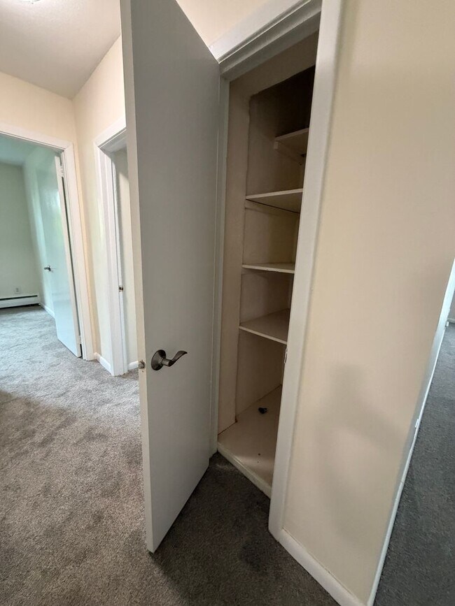 Foto del edificio - 2bed 2bath in Watertown available Now