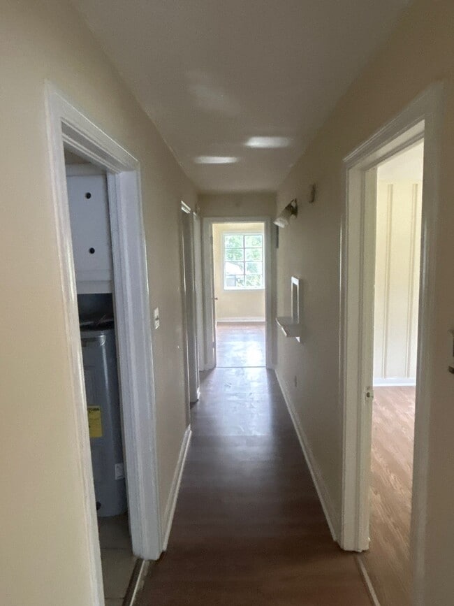 Building Photo - 2517 Coronet Pl