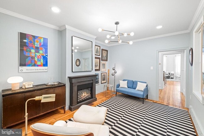 Building Photo - 1342 Marlborough St