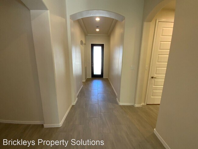 Building Photo - 3 br, 2.5 bath House - 163 Suez Rd NE