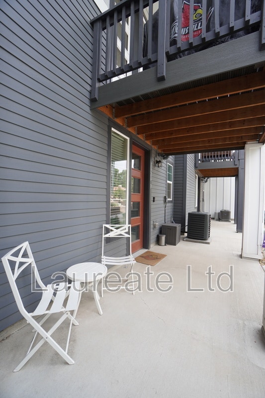 Building Photo - 1324 Independence St