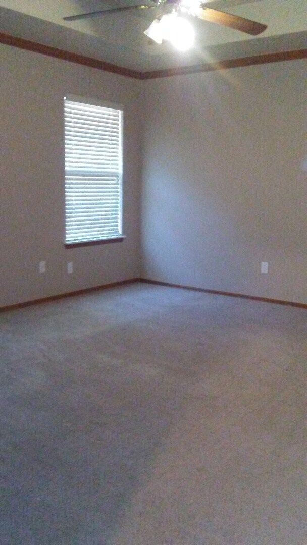 Building Photo - 3 bedroom 2 bath home in NW Norman