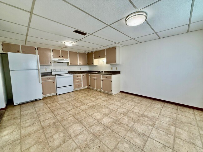 Foto del edificio - 814 Cedar River Dr