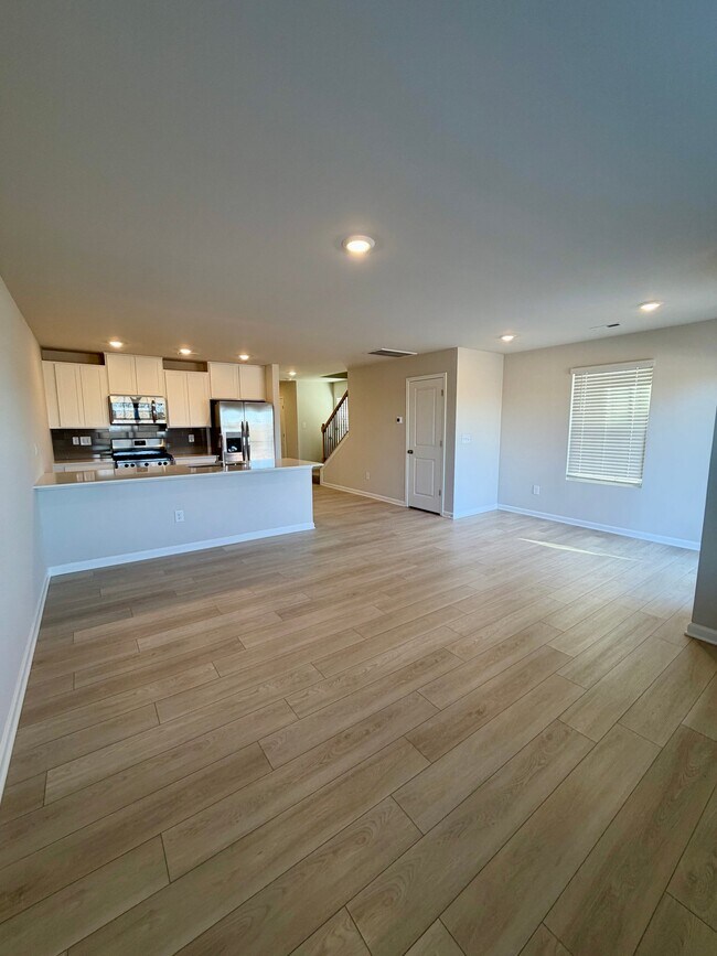 Foto del edificio - 401 Mopar Ln