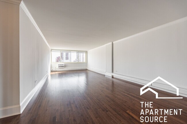 Foto del edificio - 1356 N Dearborn St