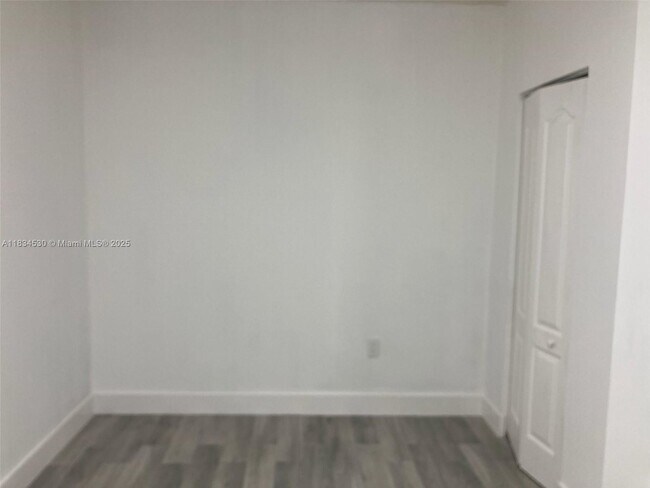 Foto del edificio - 10325 SW 115th Ct