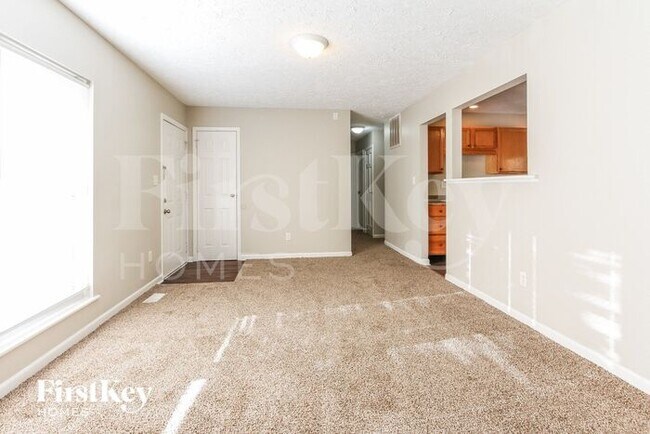 Foto del edificio - 955 Ridgewood Dr