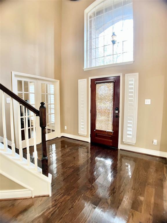 Building Photo - 8431 Big Bend Dr