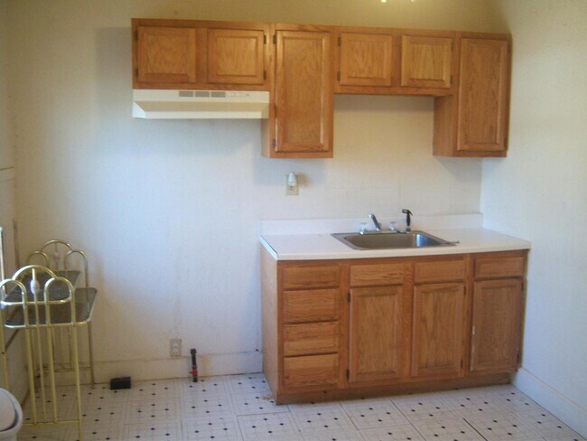 Foto del edificio - $995 / 2br - Jennings 2 Bedroom Home for rent - 6339 Albertin (6339 Albertine)