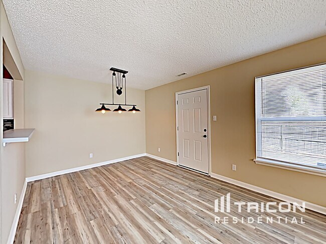Foto del edificio - 642 Fern Street Greenfield IN